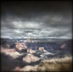 A view of the grand canyon from the rim.