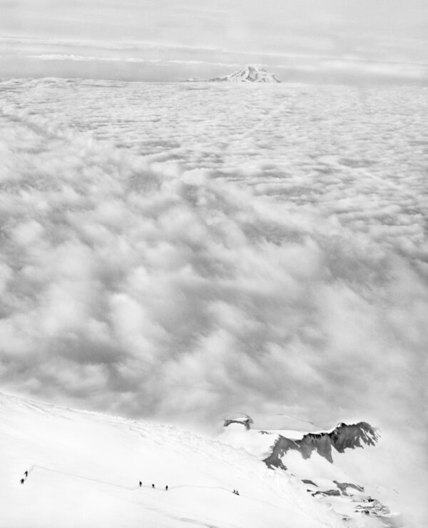 A black and white photo of clouds in the sky.