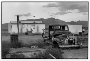 Danny Lyon, Llanito, New Mexico
