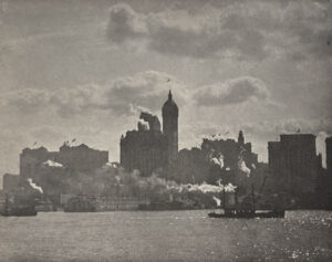 A black and white photo of the city skyline.