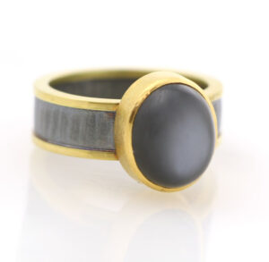 KARIN WORDEN. Grey Moonstone Ring