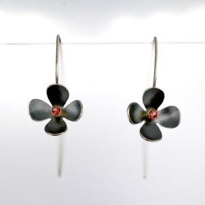 KARIN WORDEN. Dogwood Drop earrings