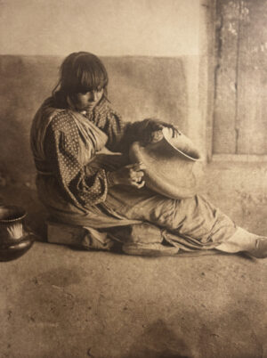 EDWARD CURTIS, The Potter – Santa Clara, 1905, Plate 602, Volume XVII